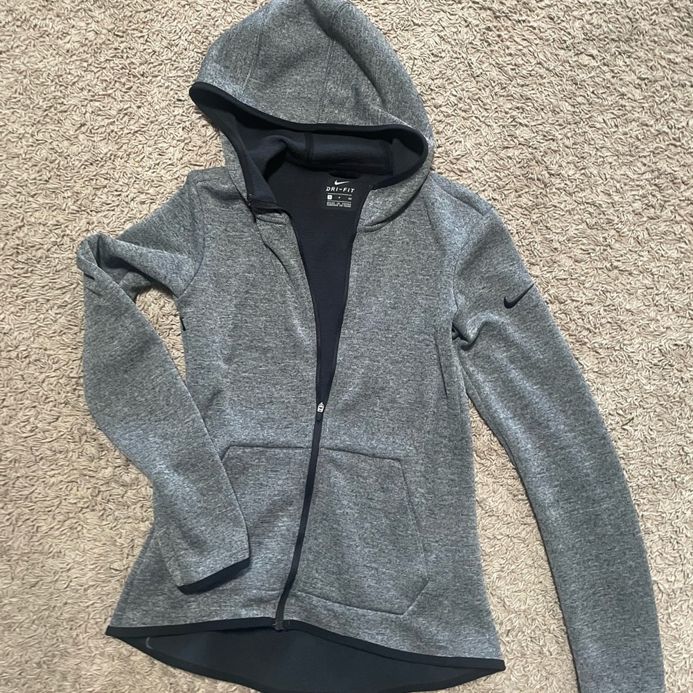 Nike woman’s zipper hoodie